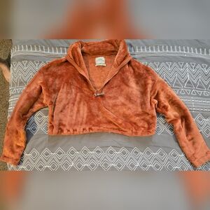 Urban Outfitters Fleece Fuzzy Cropped Half Zip Burnt Orange Sweater Size Small